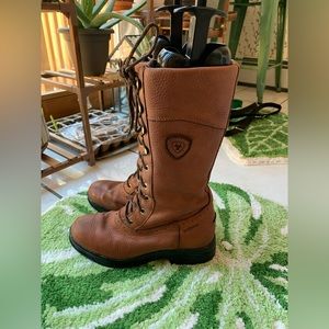 Ariat lace boots size 8